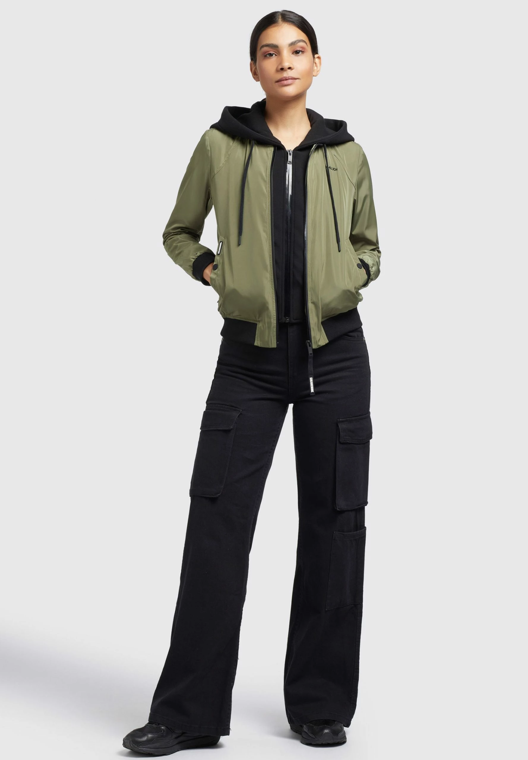 Khujo PERSEE - Kurtka Przejściowa - Olivgrün 4 Khujo PERSEE - Kurtka Przejściowa - Olivgrün - obrazek 2