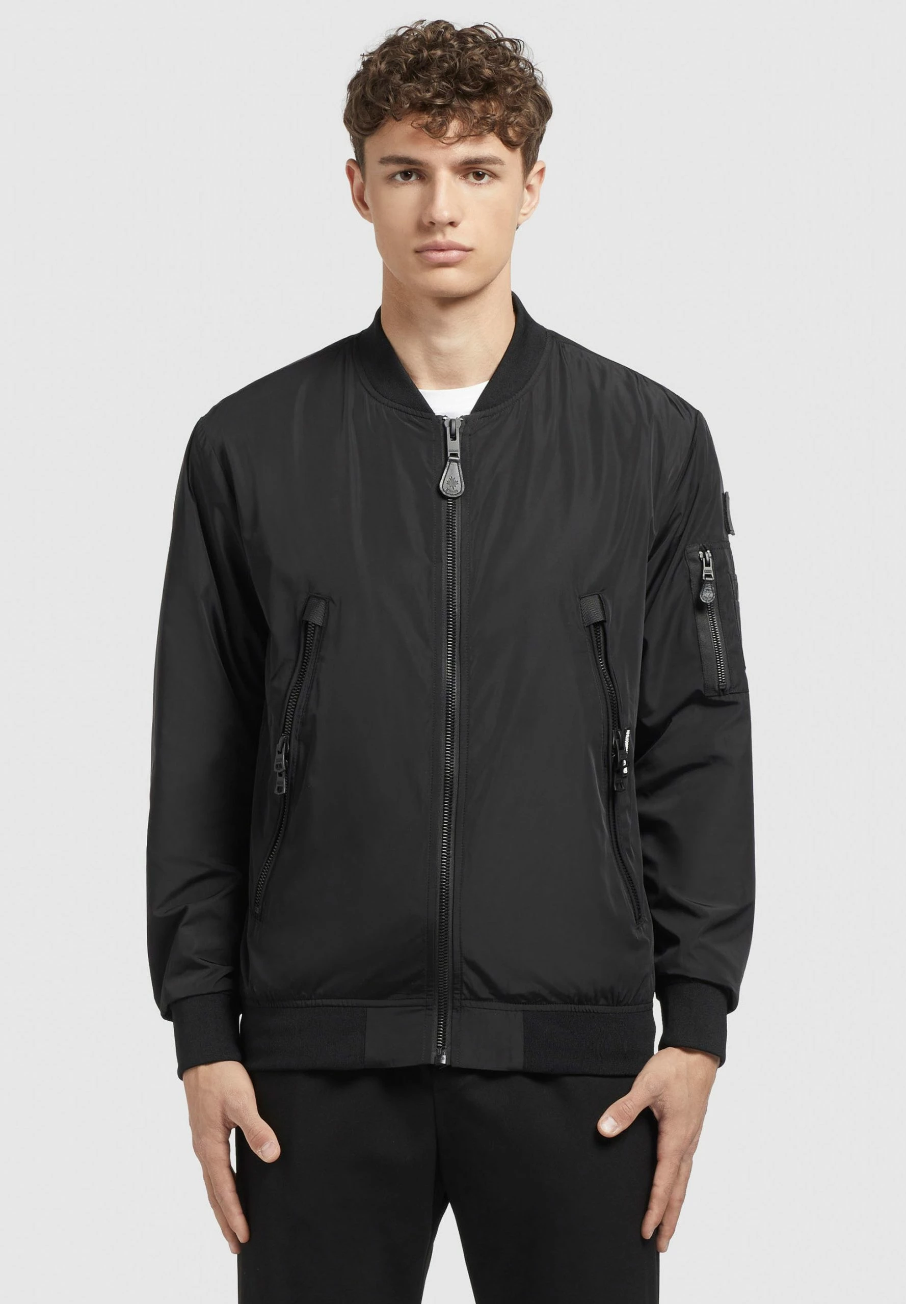 Khujo ASTILE2 - Kurtka Bomber - Black 5 Khujo ASTILE2 - Kurtka Bomber - Black - obrazek 3