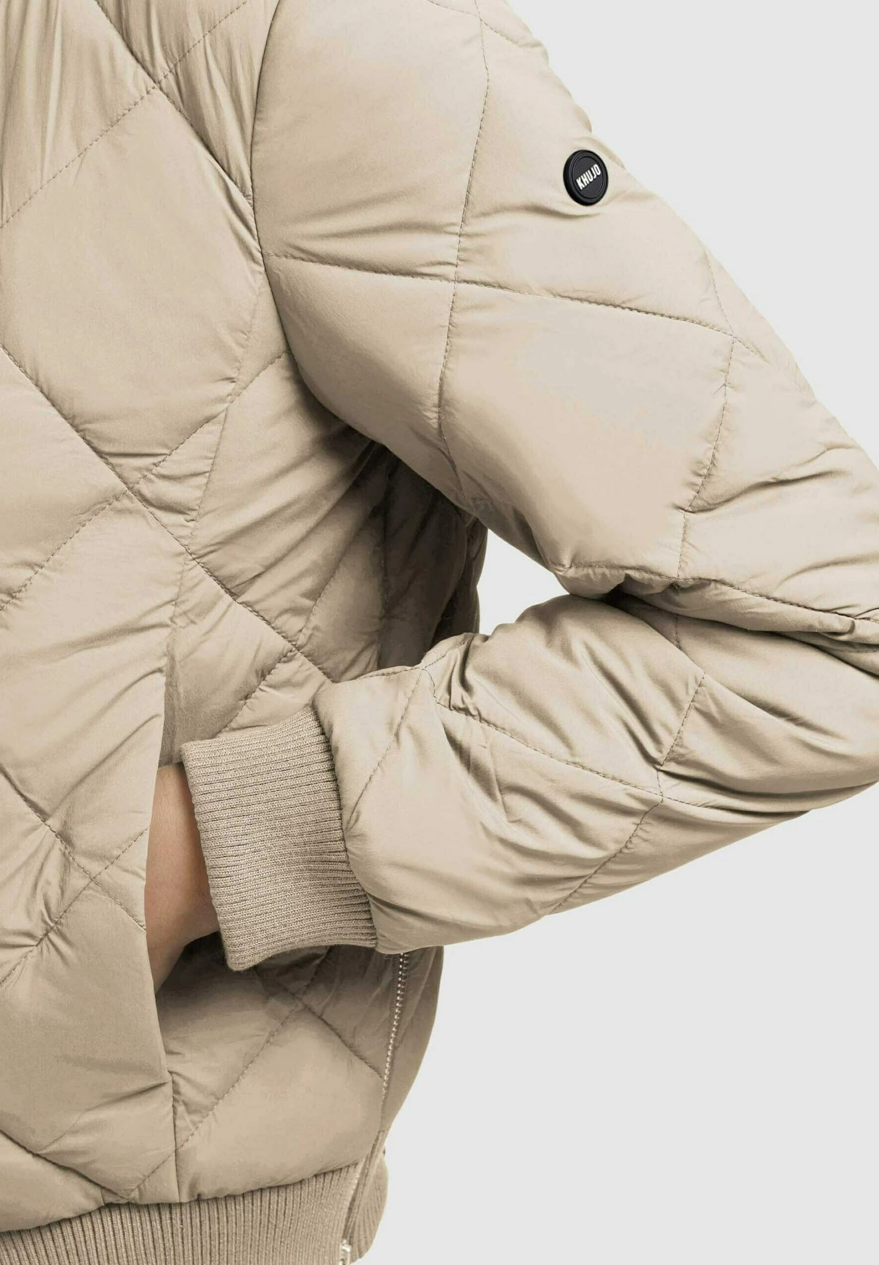 Khujo LEONA - Kurtka Bomber - Beige 8 Khujo LEONA - Kurtka Bomber - Beige - obrazek 6