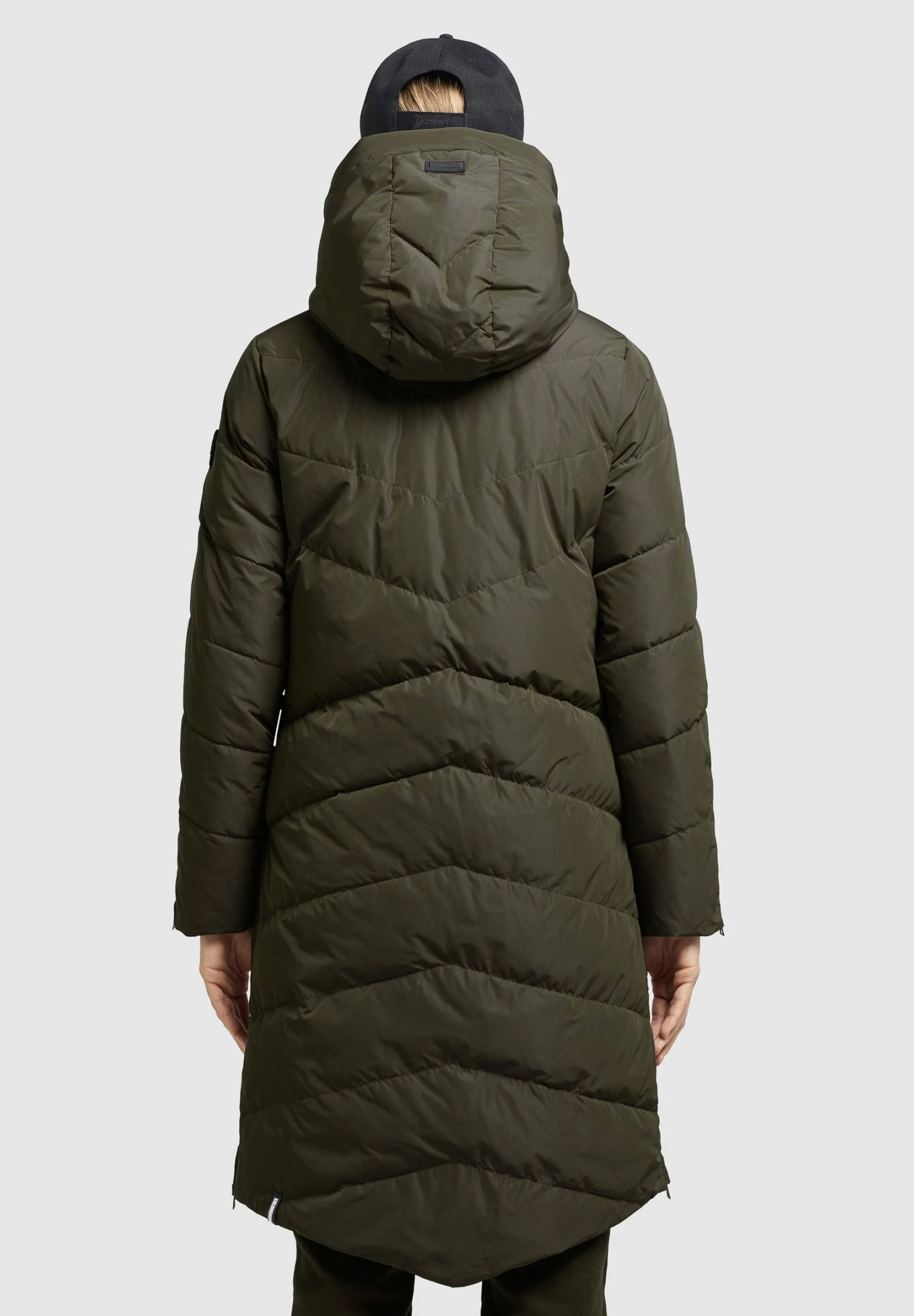 Khujo HUBA - Płaszcz Zimowy - Dunkelgrün 5 Khujo HUBA - Płaszcz Zimowy - Dunkelgrün - obrazek 3