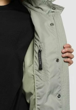 Khujo DAYES - Parka - Blassgrün -Khujo Sklep ed3f6ce42a194e1797a9afe44c06f51c